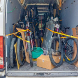 Thomas kochend & bikend in Toscana
