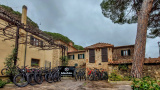 Thomas kochend & bikend in Toscana