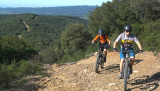 Bikeferien in der Toskana mit MTBeer im Cicalino am Donnerstag, 20. Oktober 2022. Tour in Richtung Follonica. 
Foto Martin Platter - Von jungen und alten Menschen