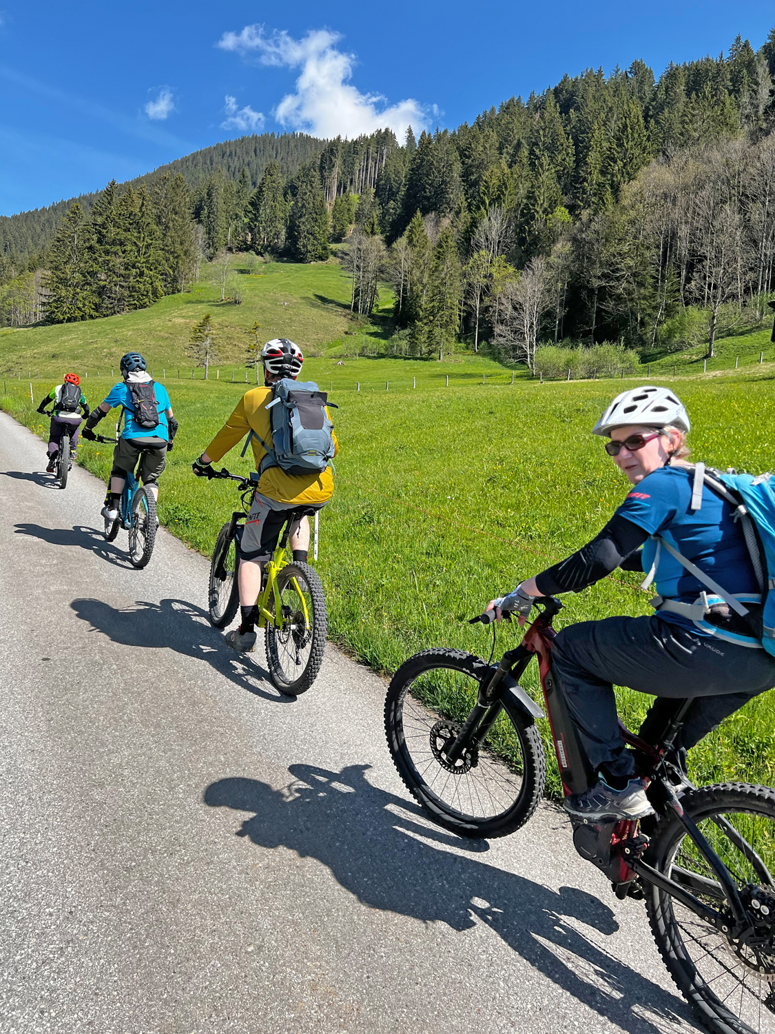 Fahrtechnik- & Erlebnis Weekend im Berner Oberland - e-MTB Fahrtechnik- & Erlebnisweekend